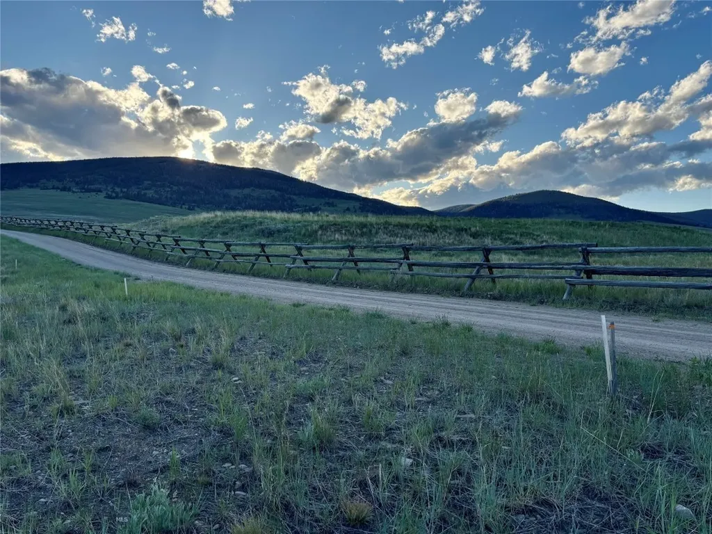 90 Meadow Lake Lane Polaris MT 59746