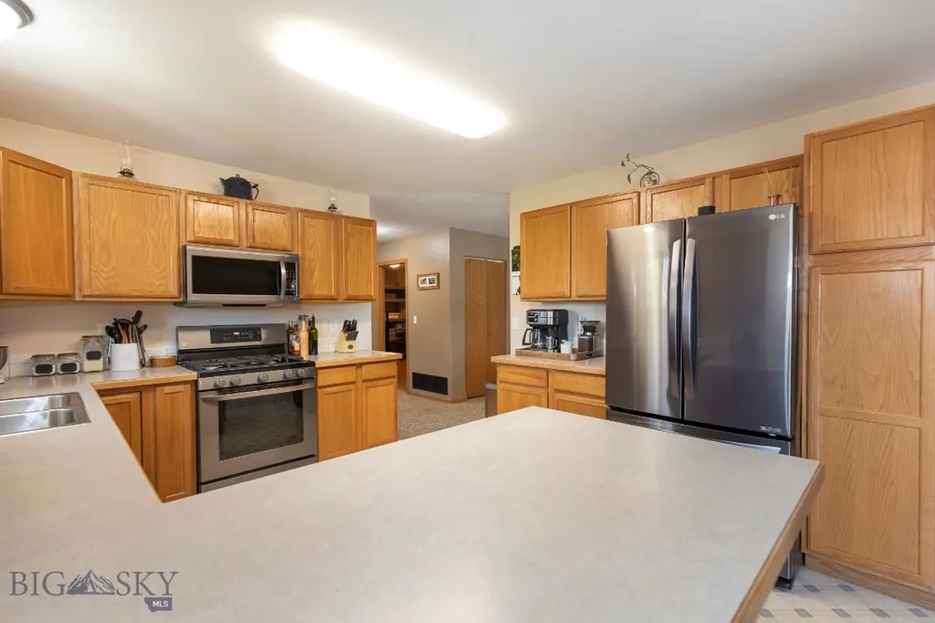 1107 W Central Avenue Belgrade MT 59714