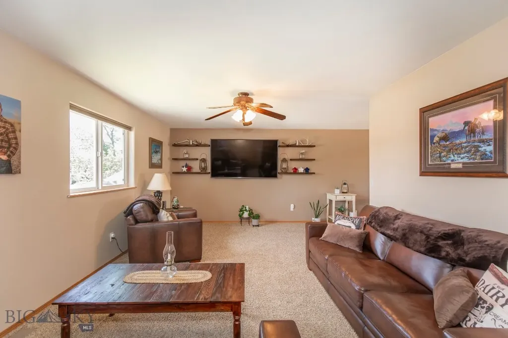 1107 W Central Avenue Belgrade MT 59714