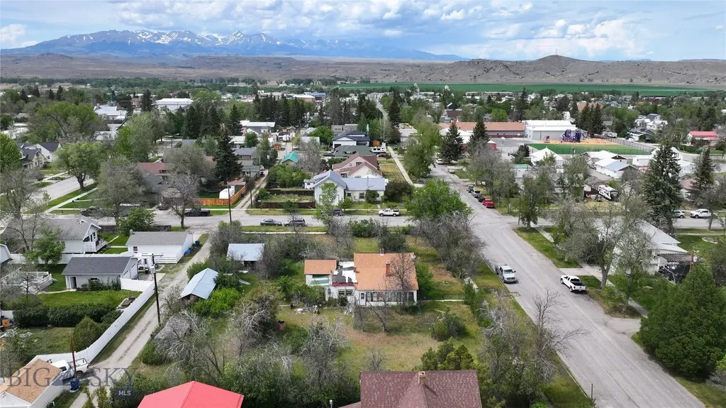 708 Anderson Street Big Timber MT 59011
