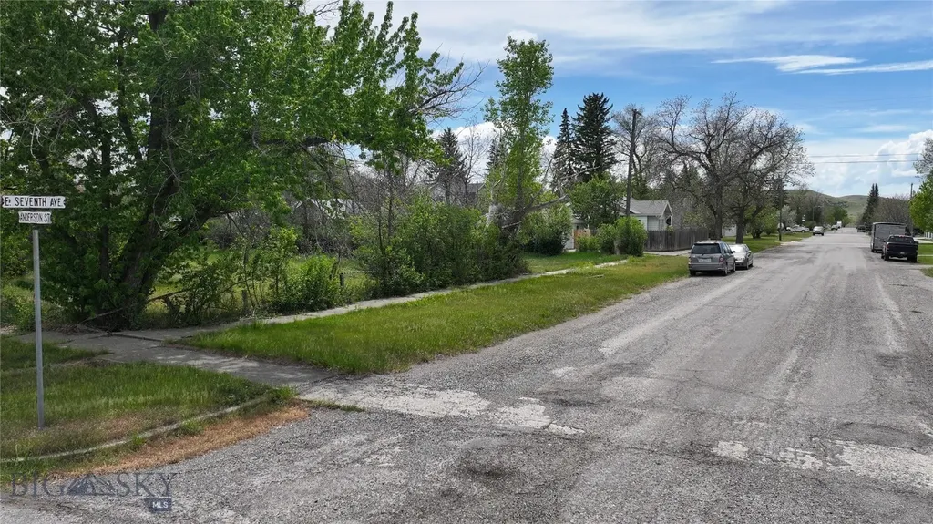 708 Anderson Street Big Timber MT 59011