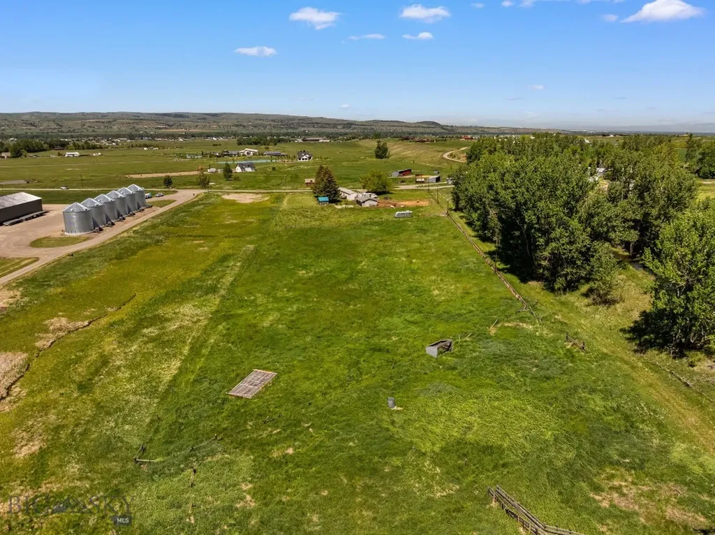 11261 Law Road Bozeman MT 59718