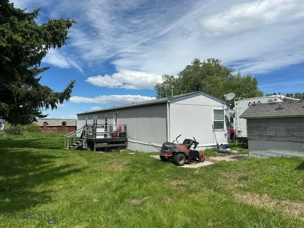 11261 Law Road Bozeman MT 59718