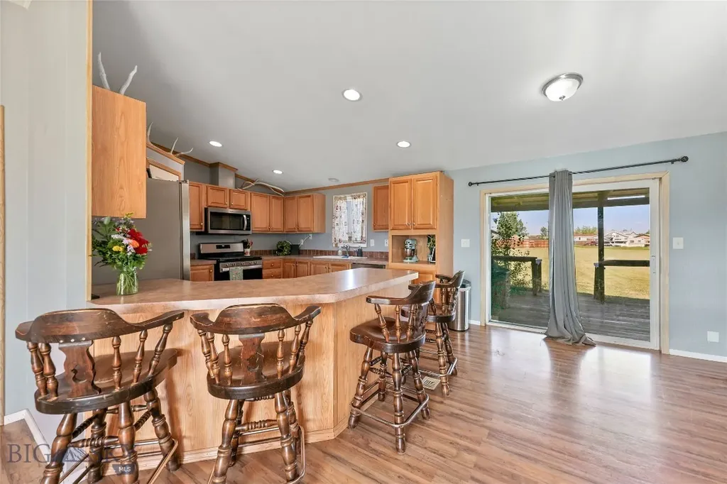 295 Astor Avenue Belgrade MT 59714