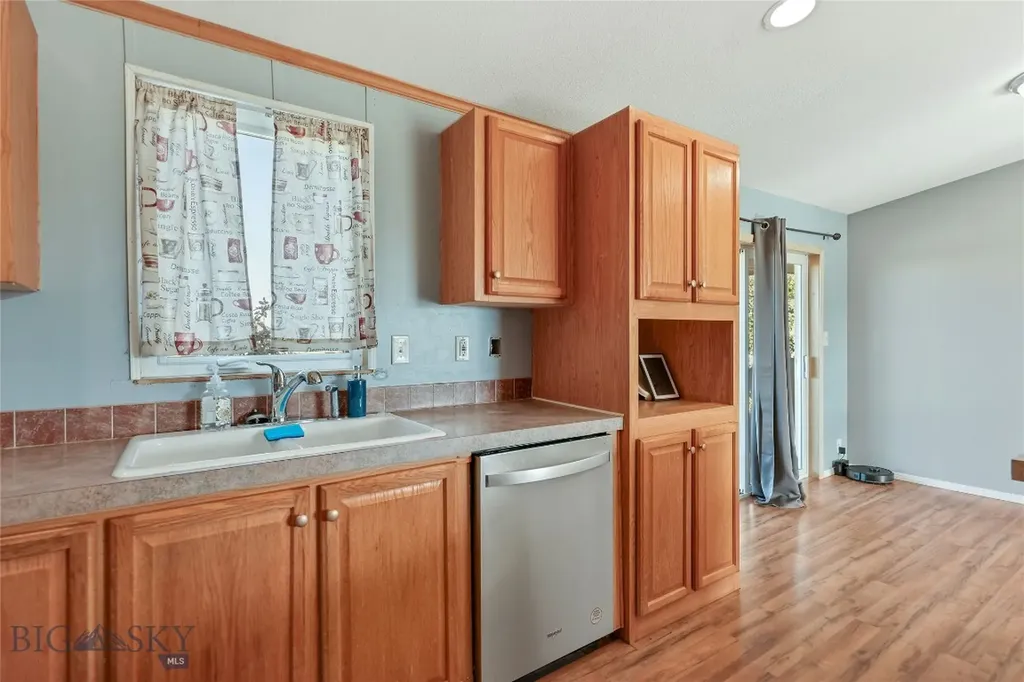 295 Astor Avenue Belgrade MT 59714