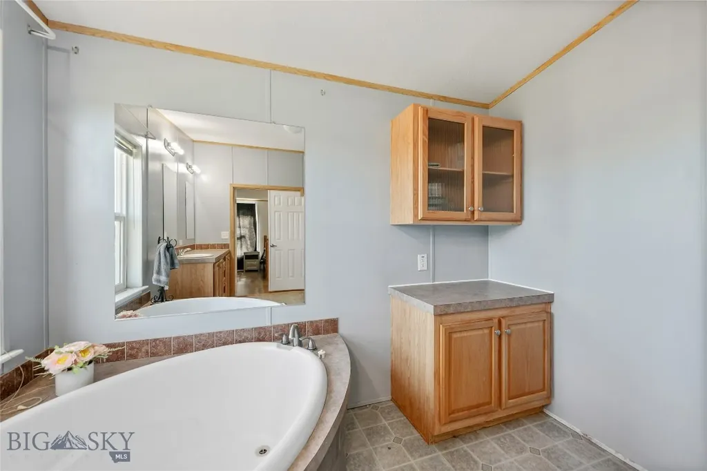 295 Astor Avenue Belgrade MT 59714
