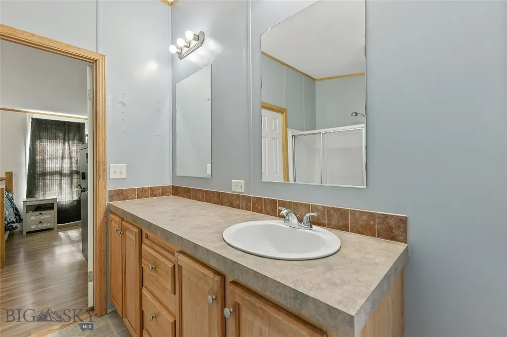 295 Astor Avenue Belgrade MT 59714
