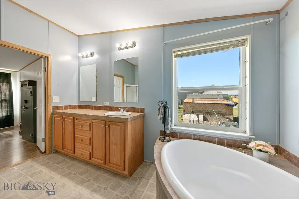 295 Astor Avenue Belgrade MT 59714
