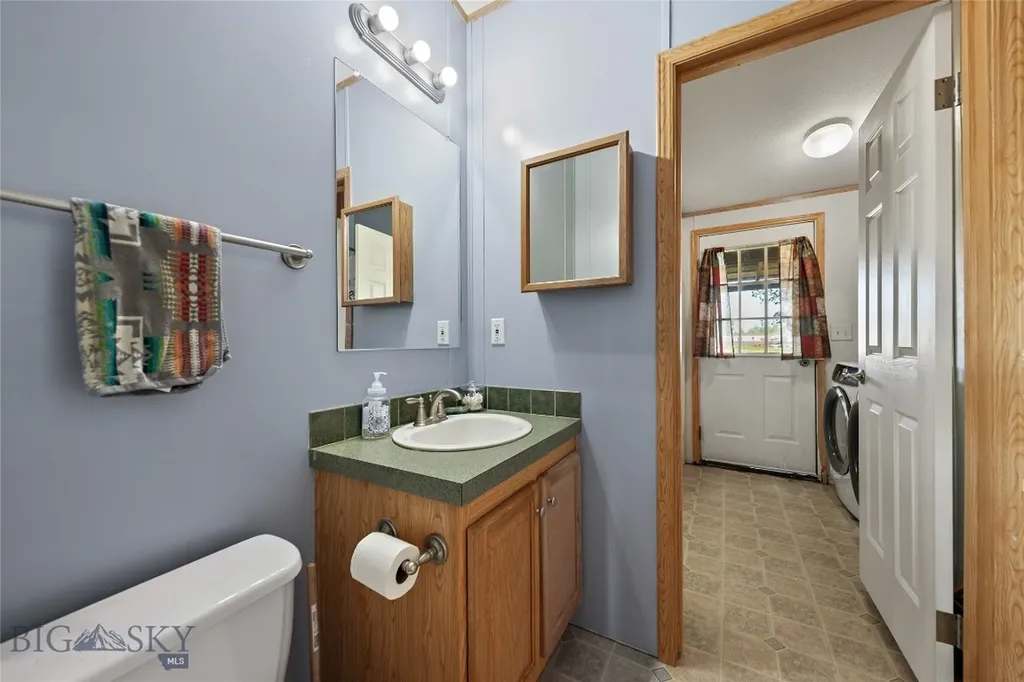 295 Astor Avenue Belgrade MT 59714