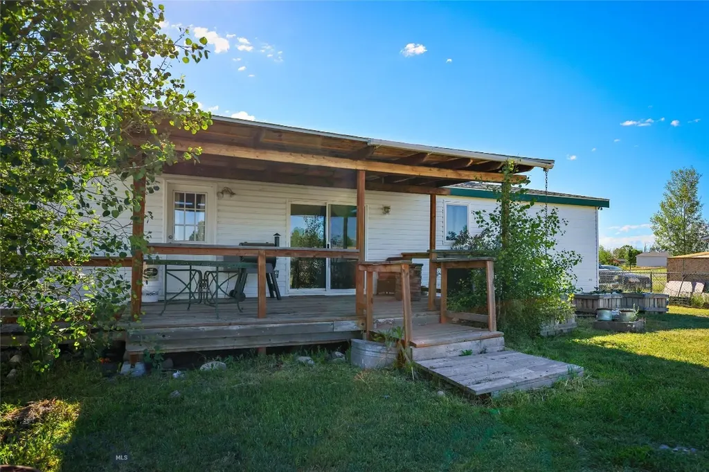 295 Astor Avenue Belgrade MT 59714