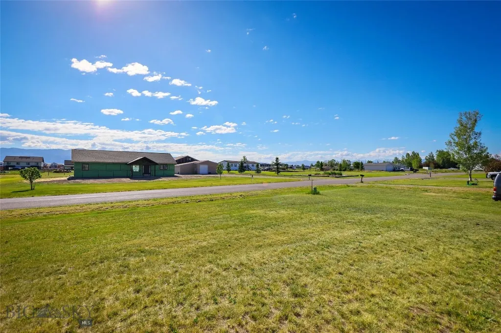 295 Astor Avenue Belgrade MT 59714