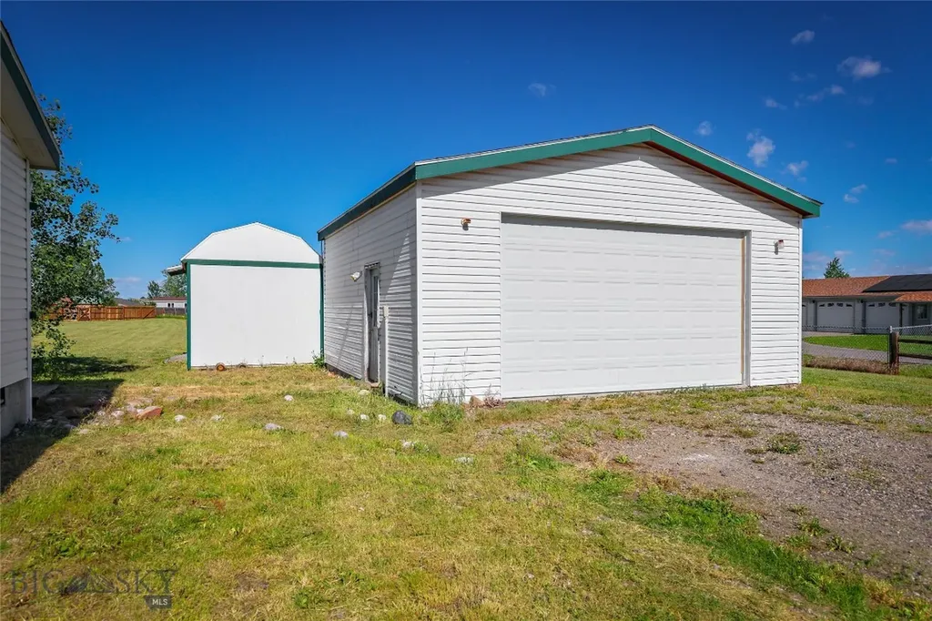 295 Astor Avenue Belgrade MT 59714