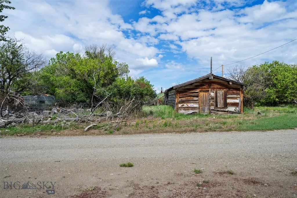 Tbd Lots 1, 2, 3 Johnson Street Radersburg MT 59643