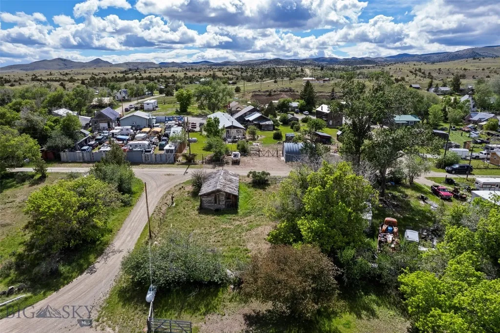Tbd Lots 1, 2, 3 Johnson Street Radersburg MT 59643
