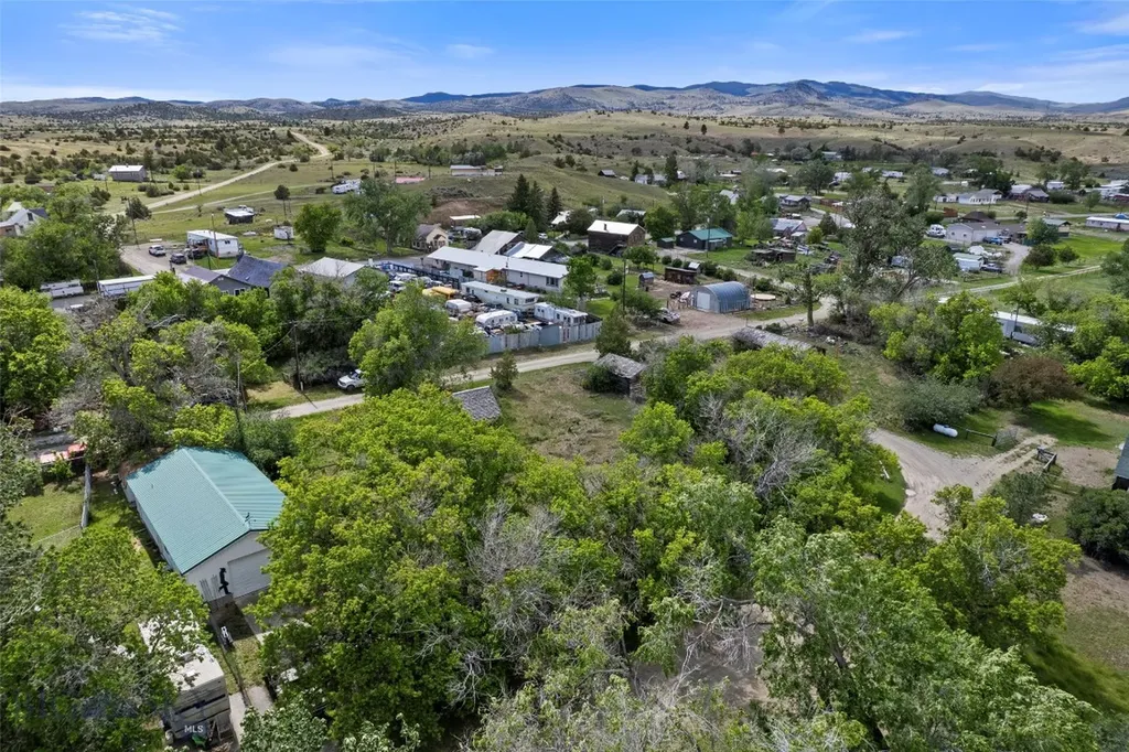 Tbd Block 10 Lots 6-10 Johnson Street Radersburg MT 59641