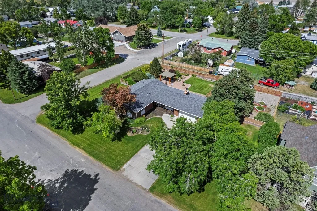 210 N Walnut Street Townsend MT 59644