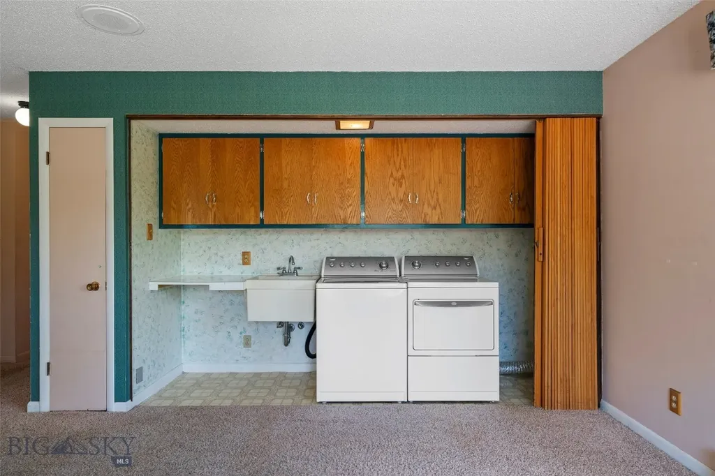 210 N Walnut Street Townsend MT 59644