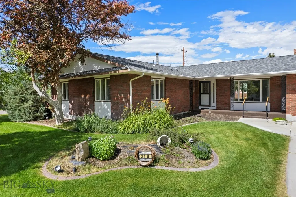 210 N Walnut Street Townsend MT 59644