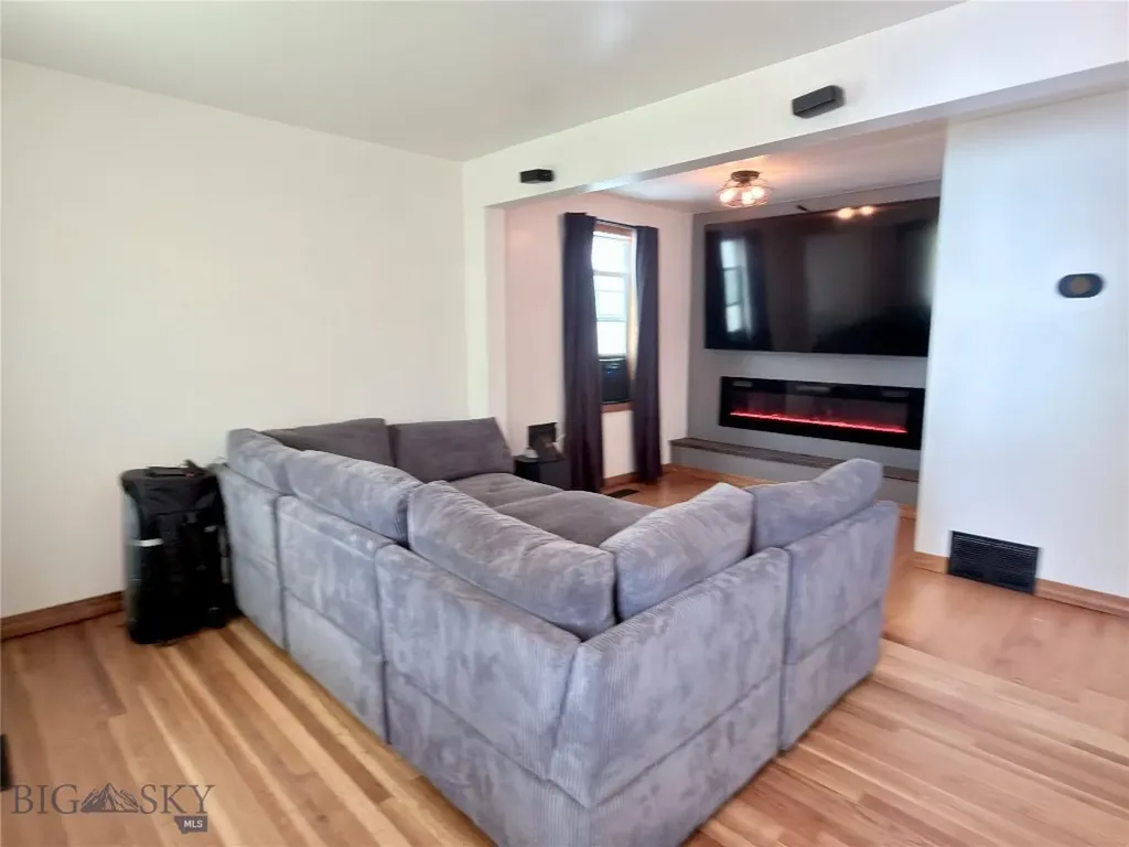 1028 S Wyoming Street Butte MT 59701