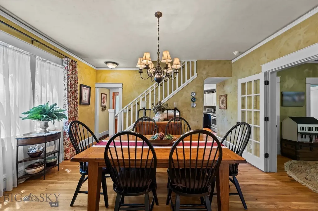 425 N B Street Livingston MT 59047