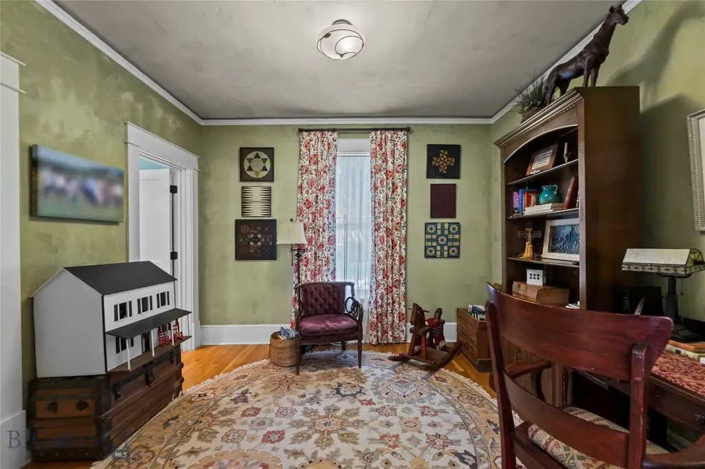 425 N B Street Livingston MT 59047
