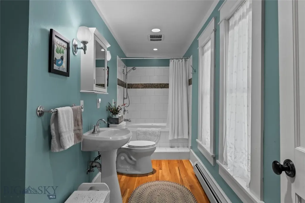 425 N B Street Livingston MT 59047
