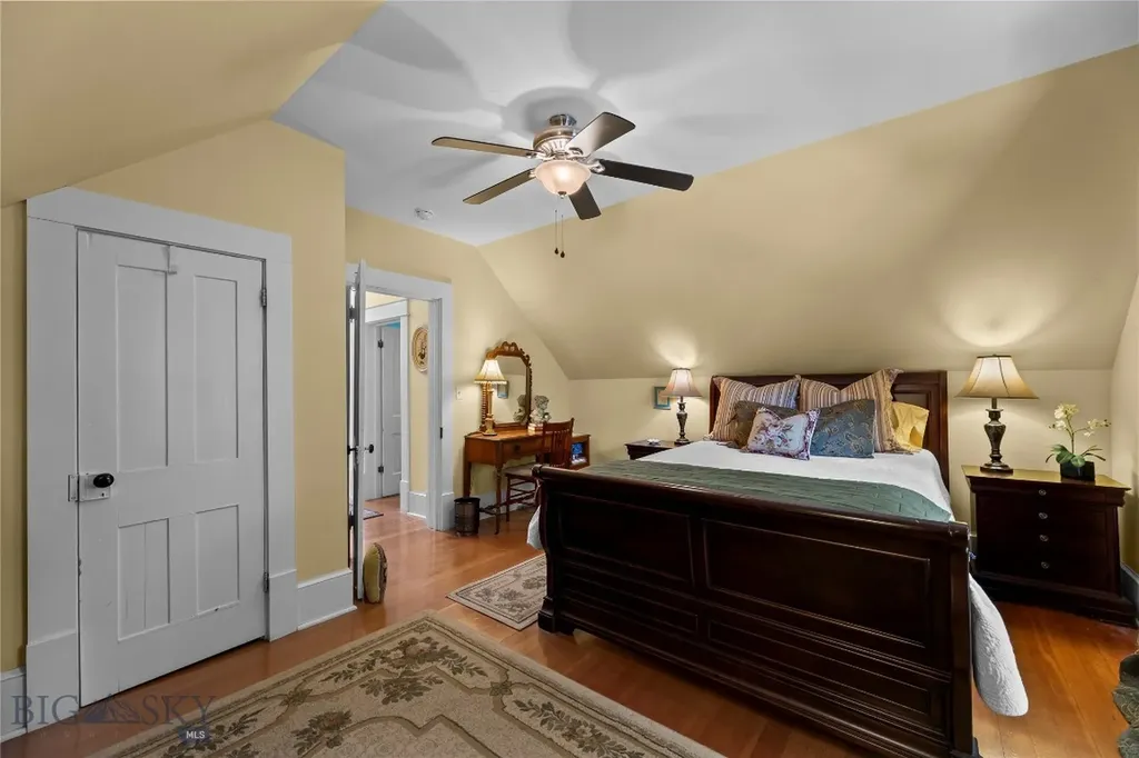 425 N B Street Livingston MT 59047