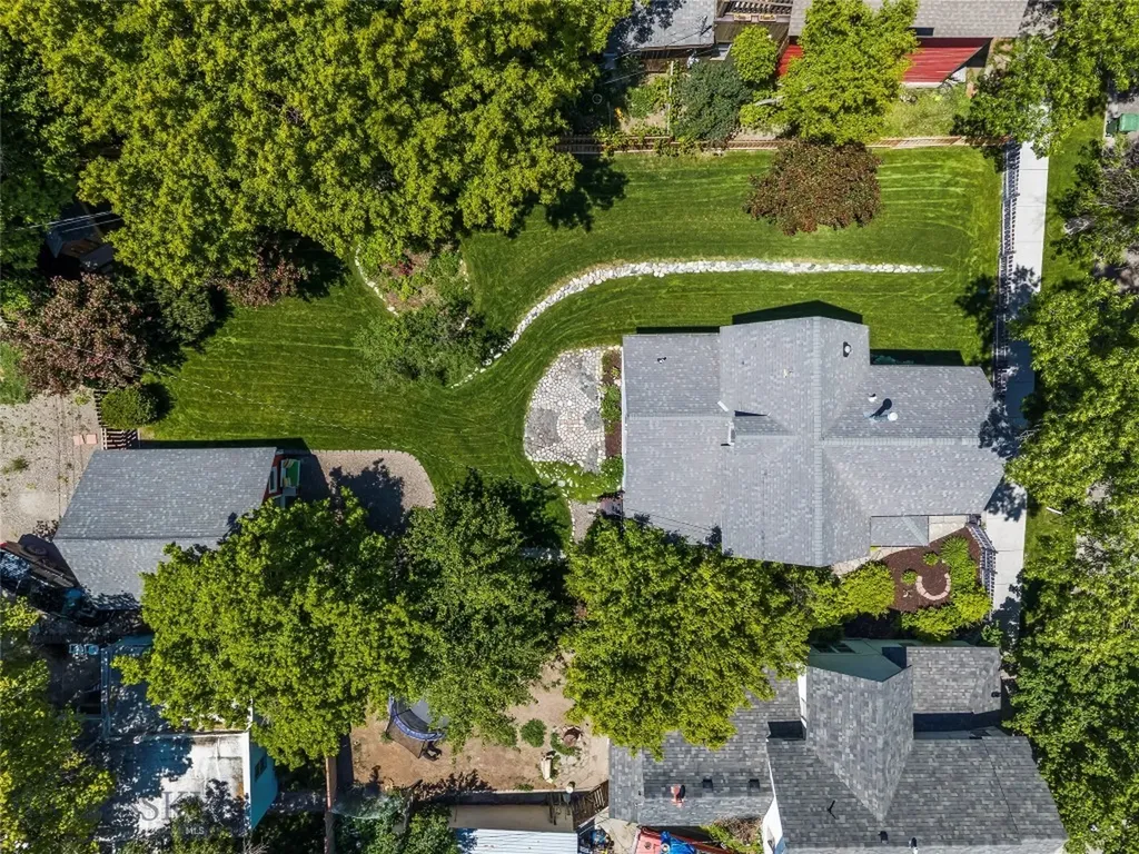 425 N B Street Livingston MT 59047
