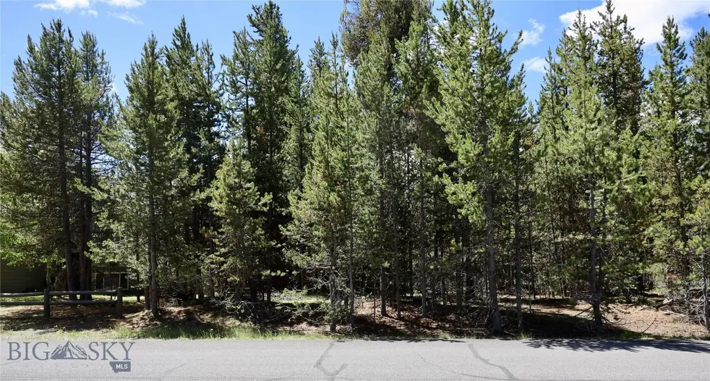 612 Apollinaris Avenue West Yellowstone MT 59758