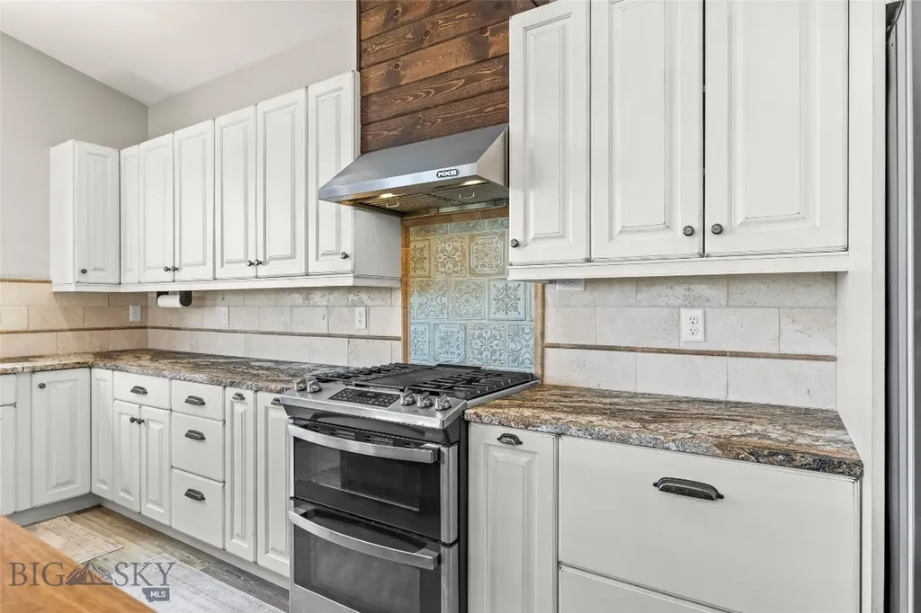 14A & 14b Cookhouse Trail Ennis MT 59729