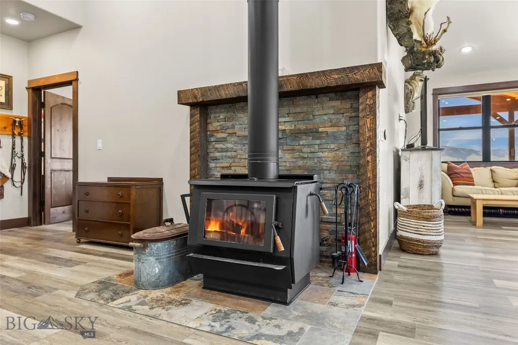 14A & 14b Cookhouse Trail Ennis MT 59729