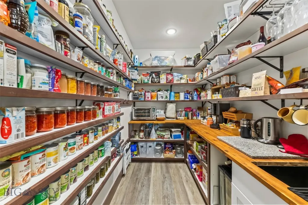 14A & 14b Cookhouse Trail Ennis MT 59729