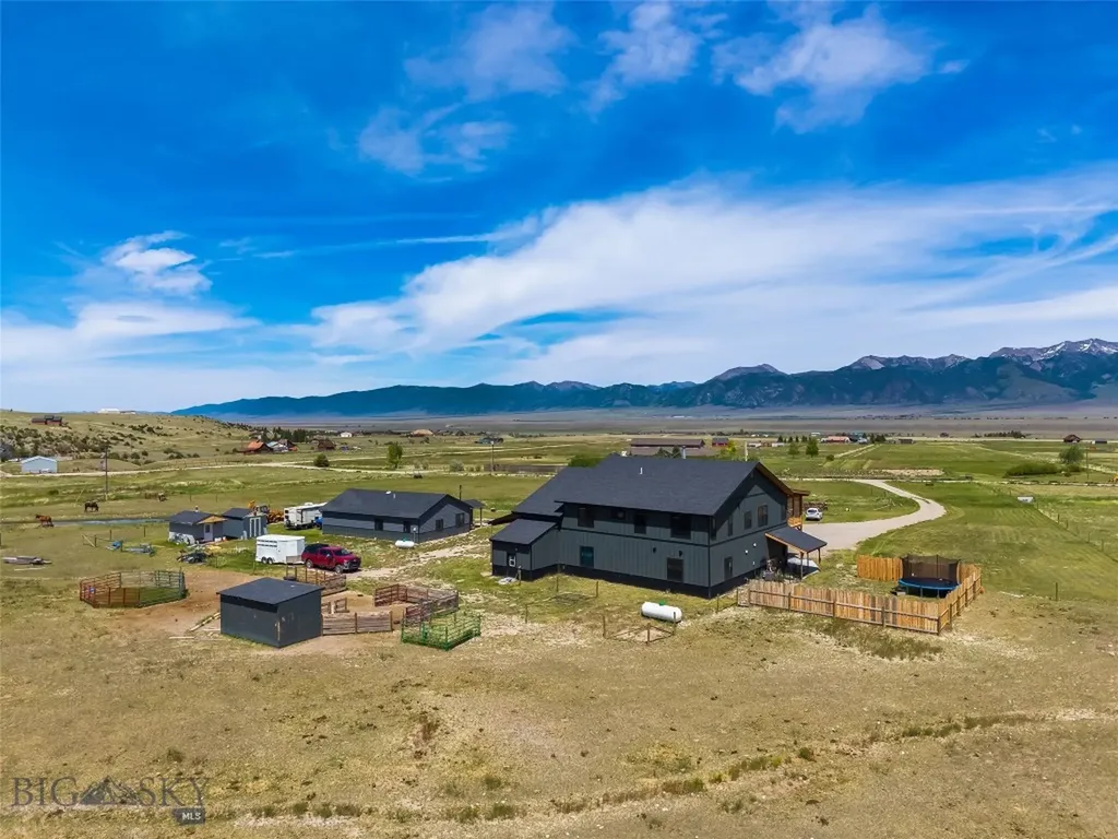 14A & 14b Cookhouse Trail Ennis MT 59729