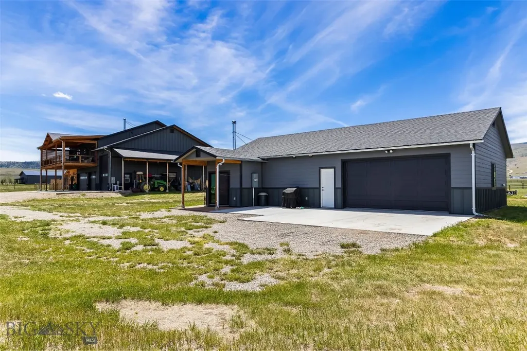 14A & 14b Cookhouse Trail Ennis MT 59729