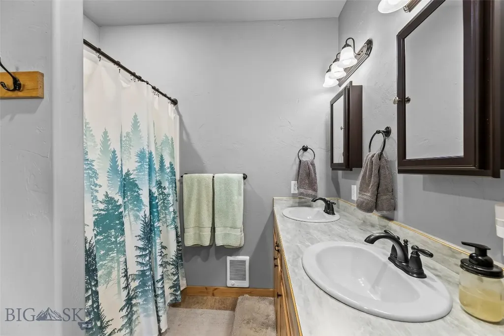 14A & 14b Cookhouse Trail Ennis MT 59729