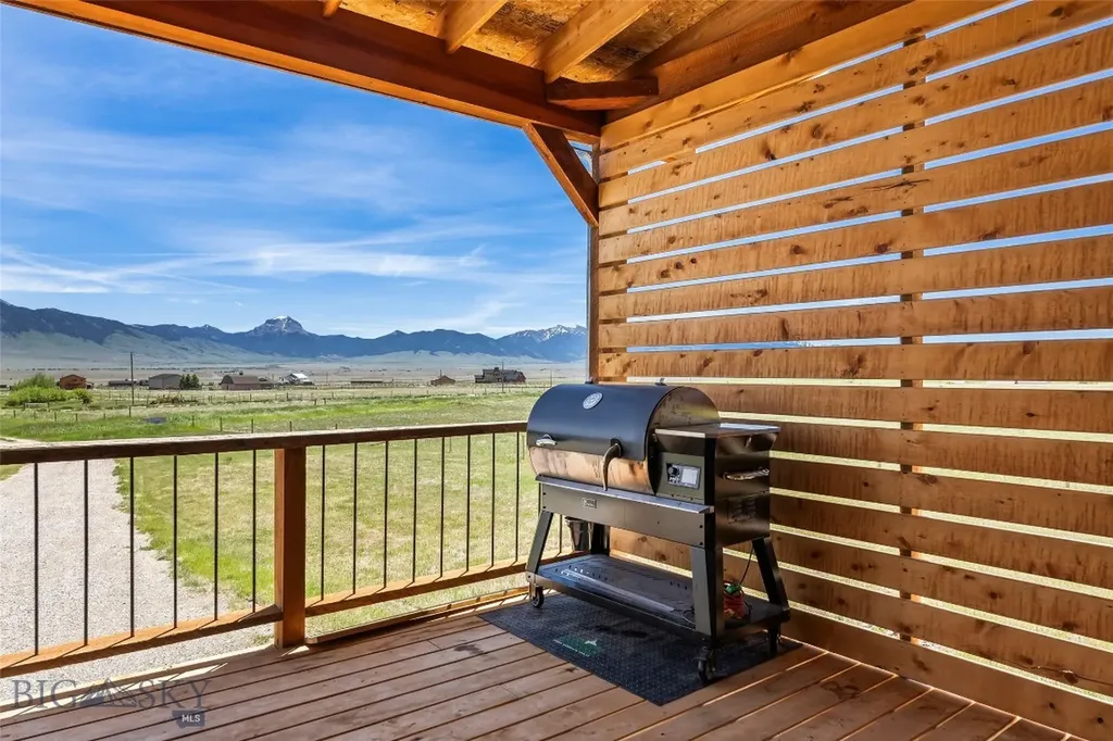 14A & 14b Cookhouse Trail Ennis MT 59729