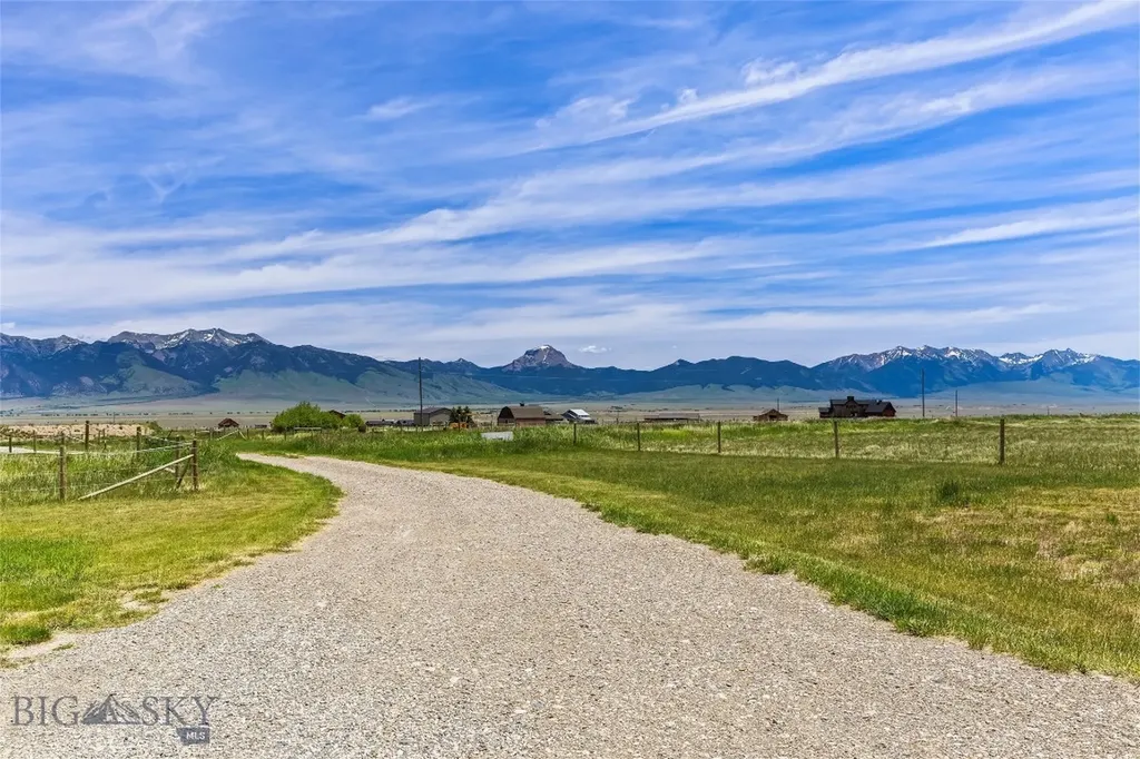 14A & 14b Cookhouse Trail Ennis MT 59729