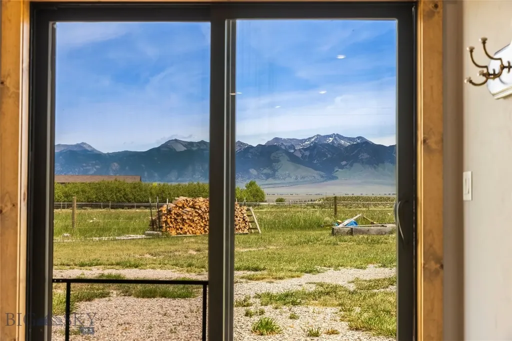 14A & 14b Cookhouse Trail Ennis MT 59729