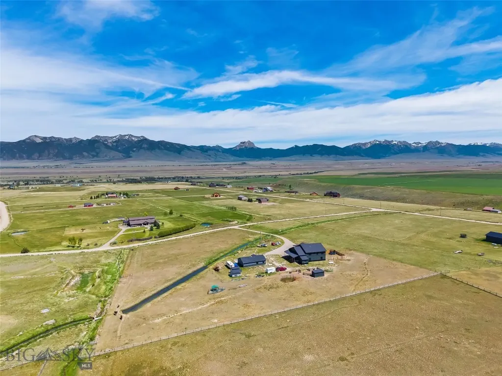 14A & 14b Cookhouse Trail Ennis MT 59729