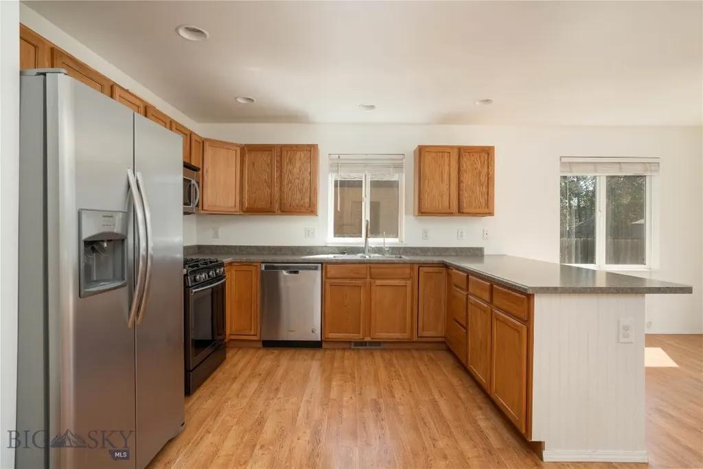 562 N River Rock Drive Belgrade MT 59714