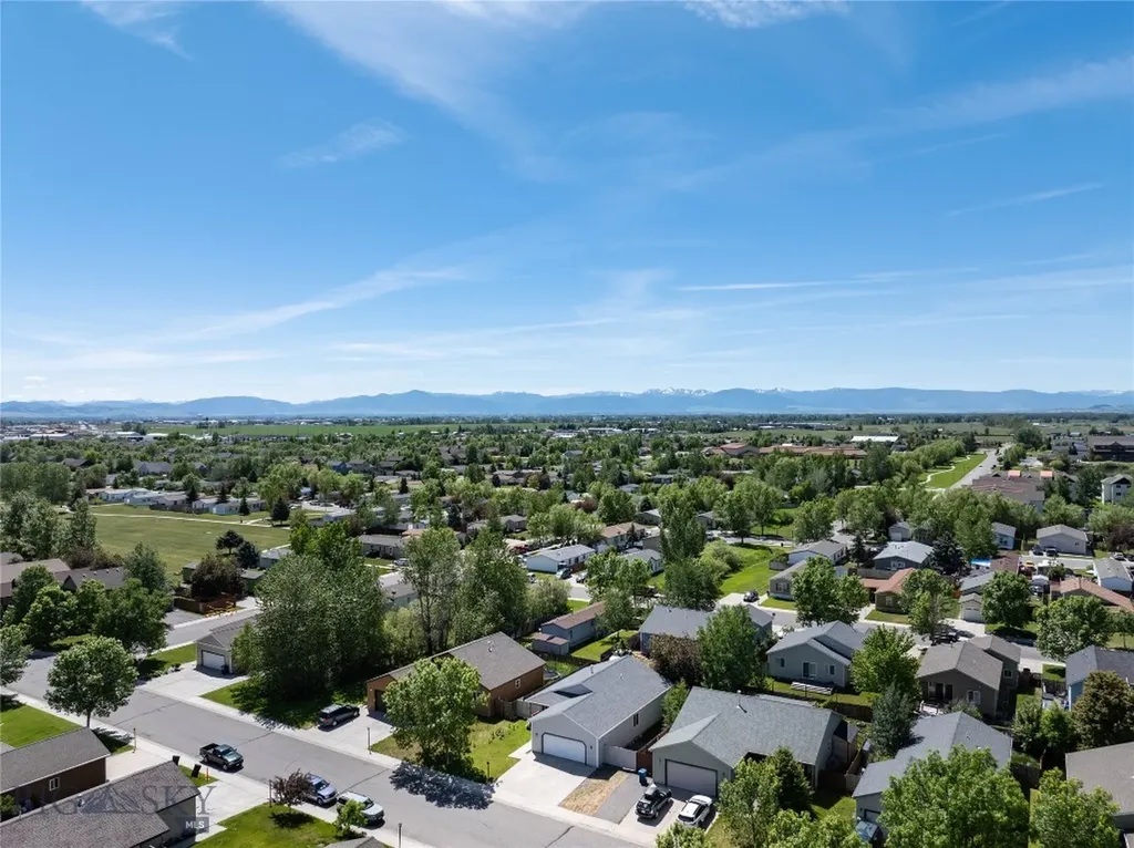 562 N River Rock Drive Belgrade MT 59714