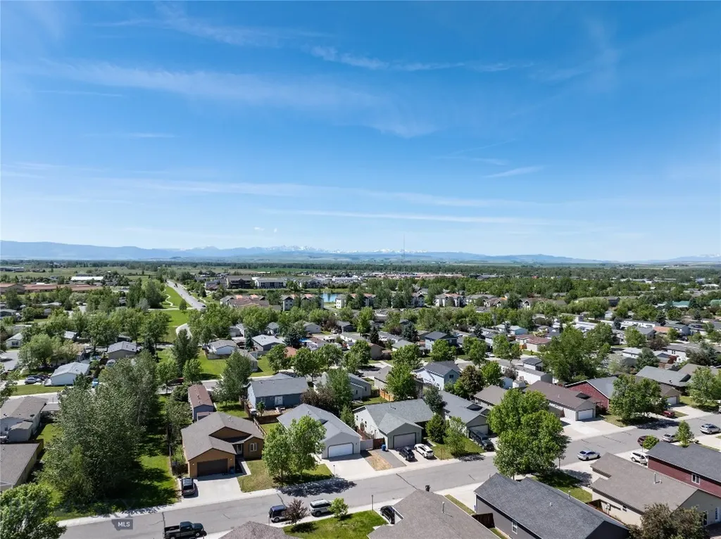 562 N River Rock Drive Belgrade MT 59714