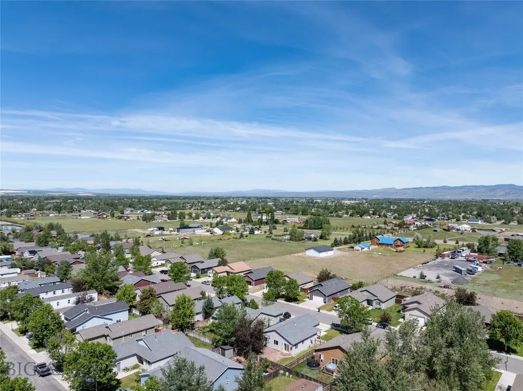 562 N River Rock Drive Belgrade MT 59714