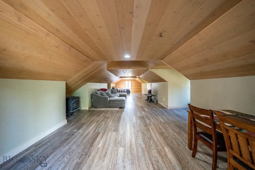 23 Lodgepole Lane W Anaconda MT 59711