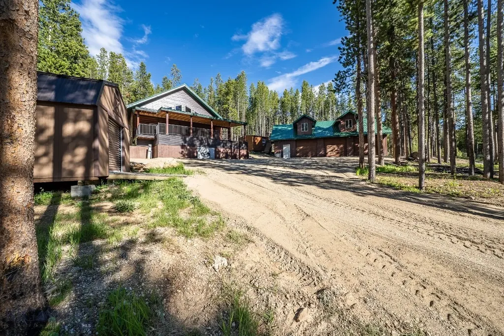 23 Lodgepole Lane W Anaconda MT 59711