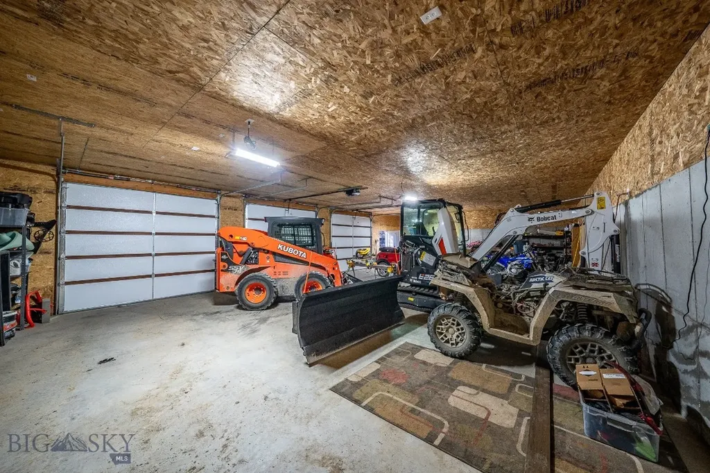 23 Lodgepole Lane W Anaconda MT 59711