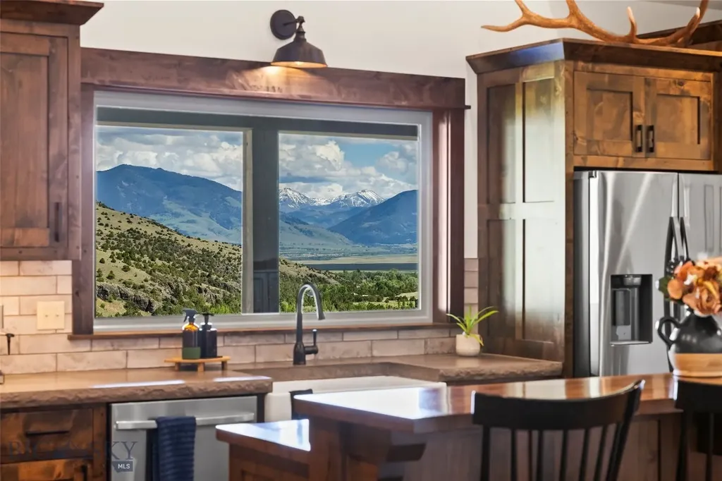 54 Antelope Butte Road Livingston MT 59047