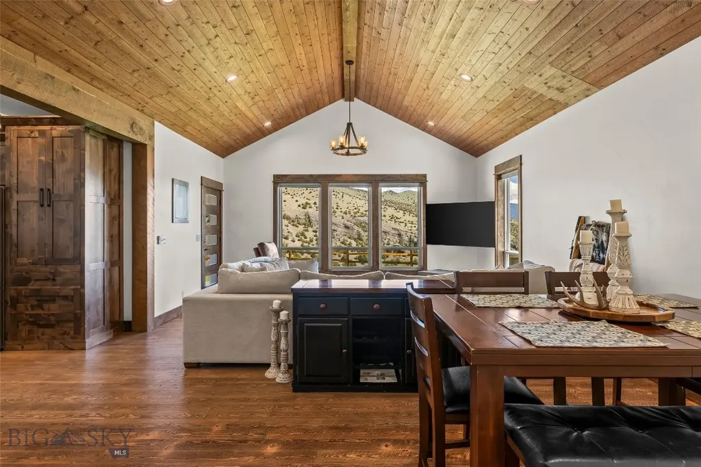 54 Antelope Butte Road Livingston MT 59047