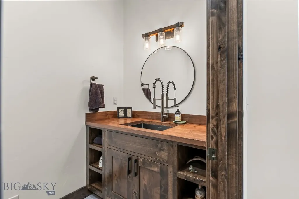 54 Antelope Butte Road Livingston MT 59047