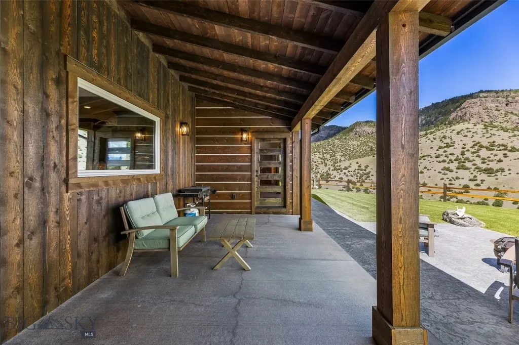 54 Antelope Butte Road Livingston MT 59047